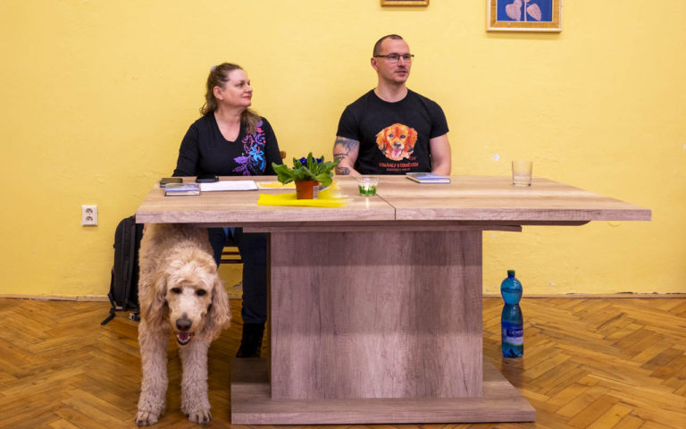 Autorské čtení