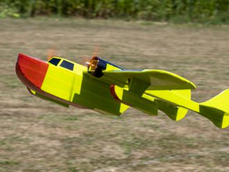 Přehlídka leteckých modelů a létání