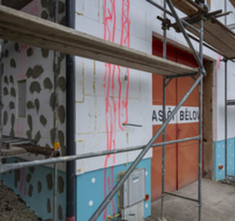 Práce na hasičské zbrojnici