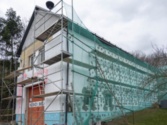 Práce na hasičské zbrojnici