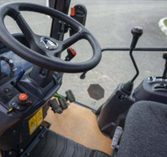 Představení nového obecního traktůrku