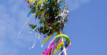 Pozvánka: Stavění obecní Májky