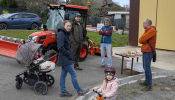 Představení nového obecního traktůrku