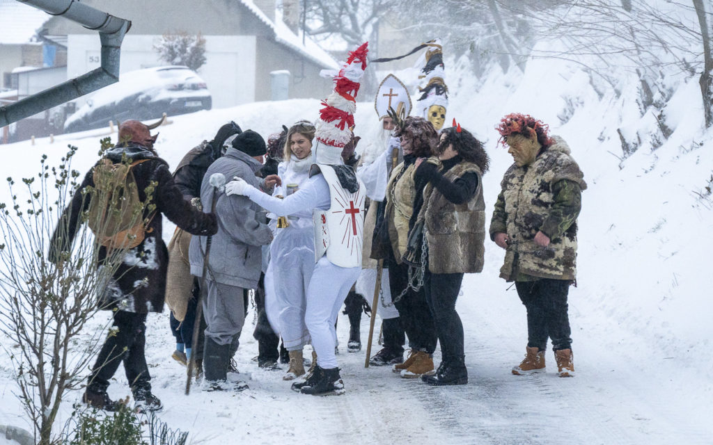 23-12-02 pochuzka mikulas-7986