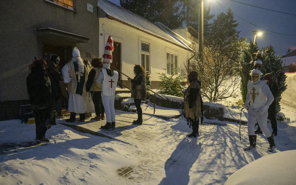 23-12-02 pochuzka mikulas-8075