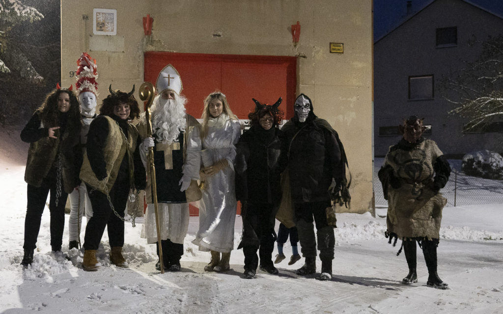 23-12-02 pochuzka mikulas-8122
