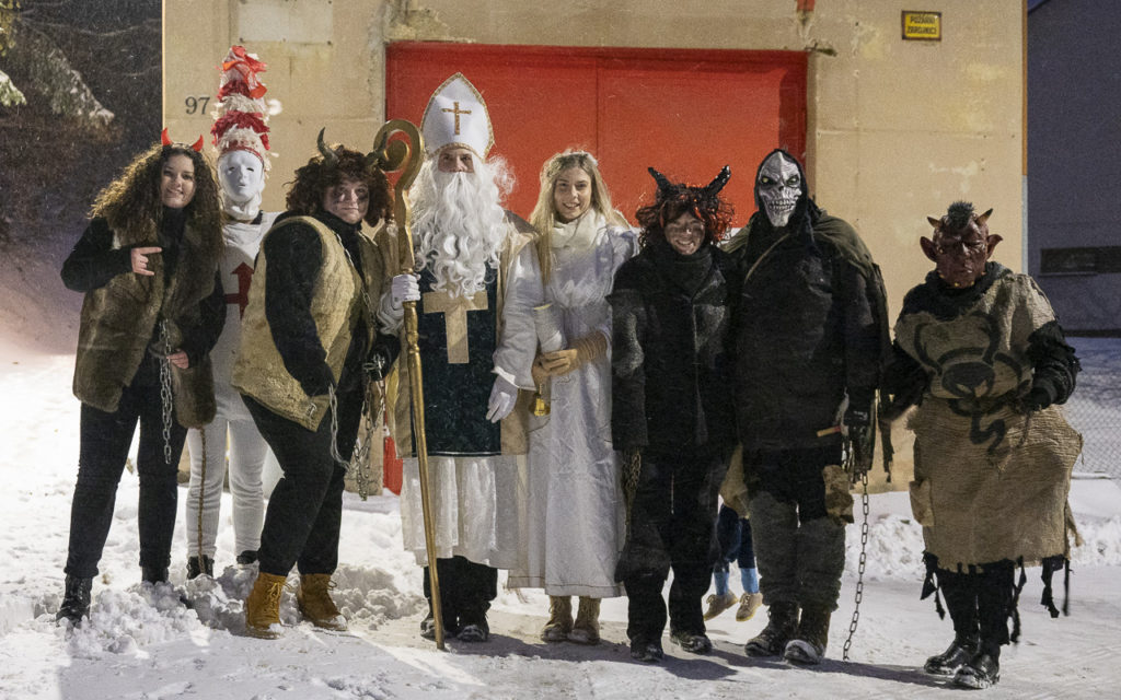 23-12-02 pochuzka mikulas-8131